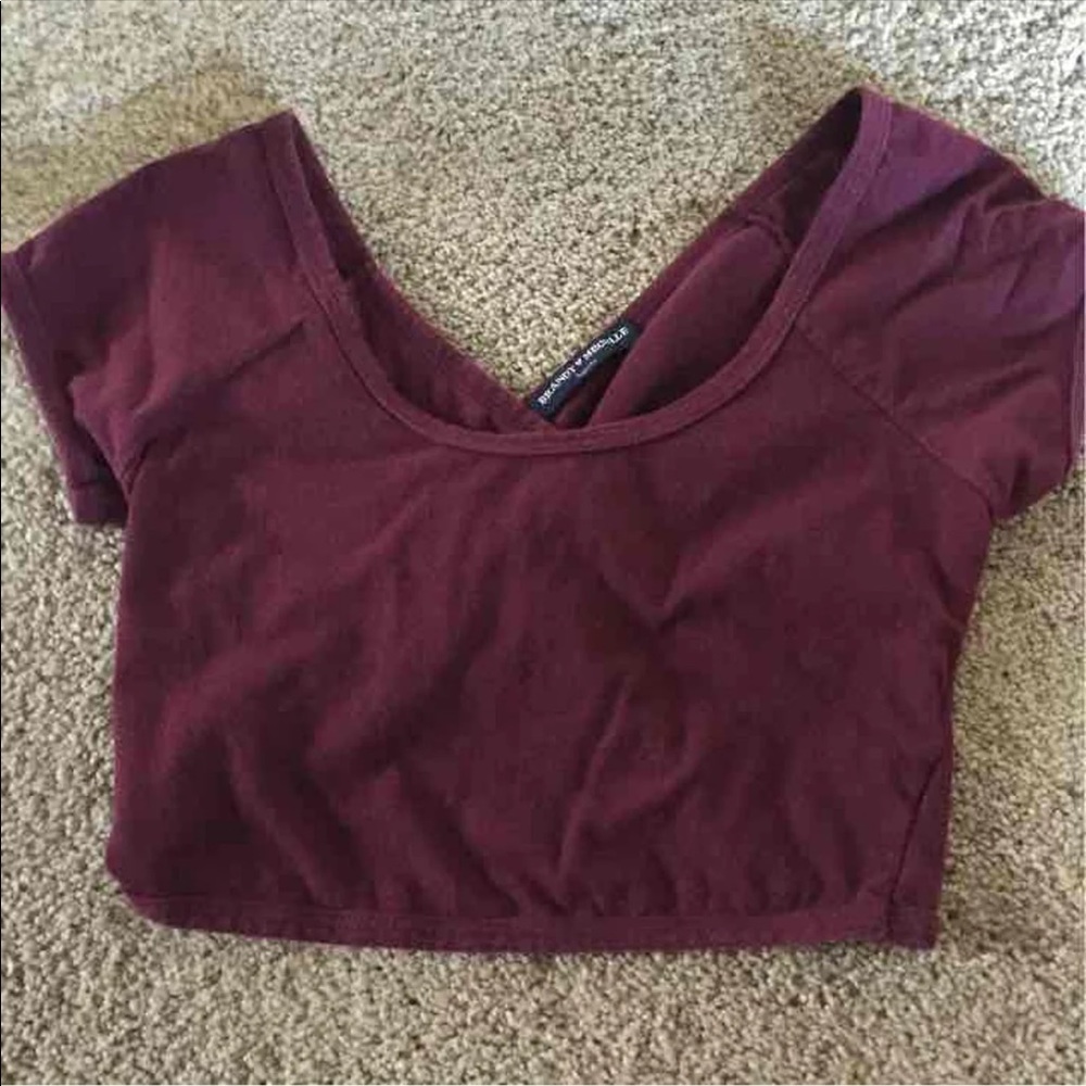 Brandy Melville crop top